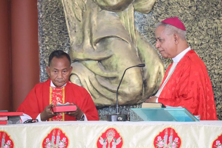 Rev. Fr. Denis Toju Sangma SDB Installed as Parish Priest of Don Bosco Parish, Gojapara