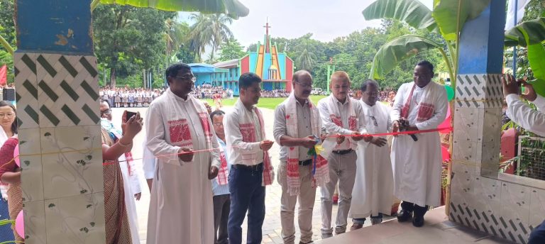 Don Bosco School, Kumarikata Hosts Arts, Crafts and Science Exhibition