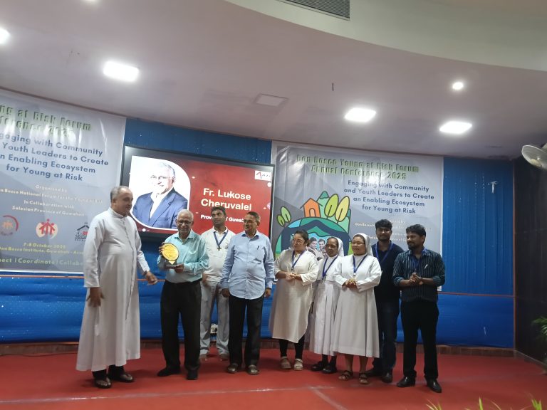 A Legacy of Love: Fr. Lukose Cheruvalel Honored with Lifetime Achievement Award at YaR Conference