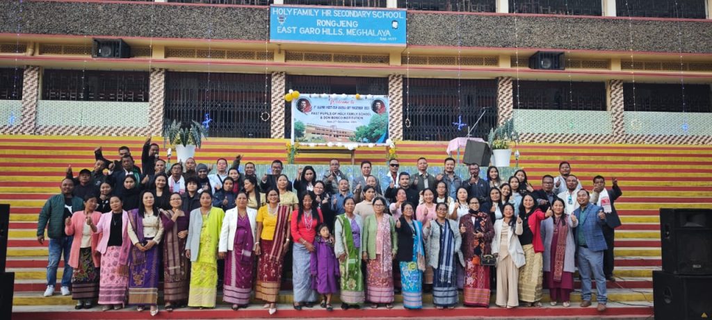 Alumni of Holy Family HSS, Rongjeng Celebrate Christmas with Joy and Nostalgia