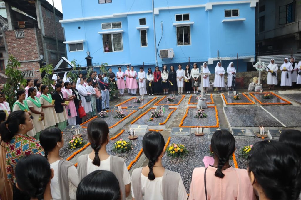 All Soul’s Day at Uzanbazar