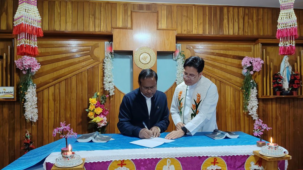 Installation of Fr KJ Thomas SDB