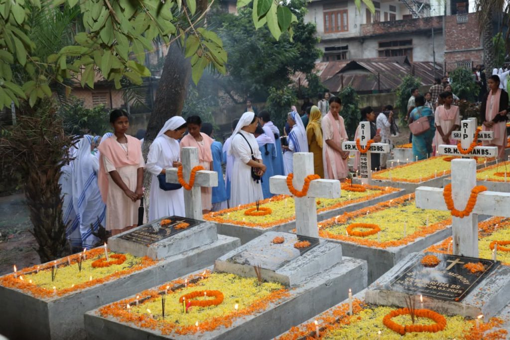 All Soul’s Day at Uzanbazar