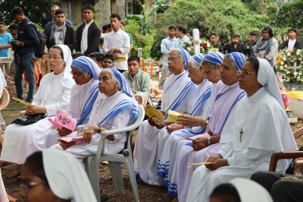 All Soul’s Day at Uzanbazar