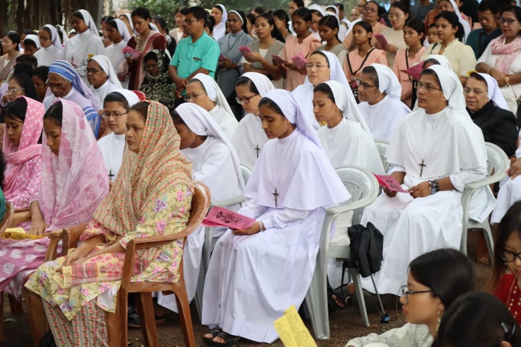 All Soul’s Day at Uzanbazar