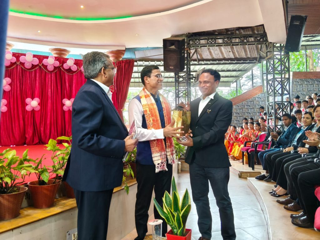 Holiday Package at DBI